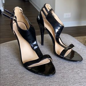Size 7 Guess Heels